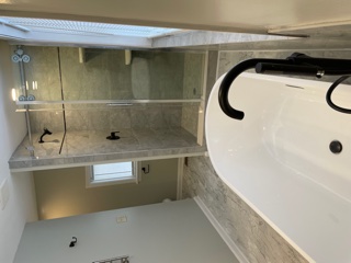 Master bathroom Soaking tub